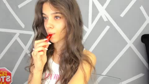 Snapshot of babyaylin chatting on January 9, 5:23 am Aylin online show from January 9, 5:23 am