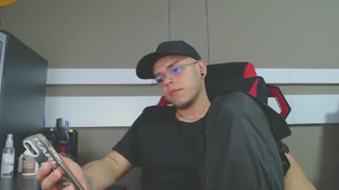 babycrazy24love online show from January 28, 12:57 am