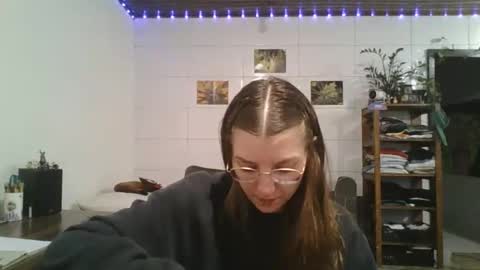 Snapshot of babydemon6 chatting on October 8, 9:32 pm babydemon6 online show from October 8, 9:32 pm