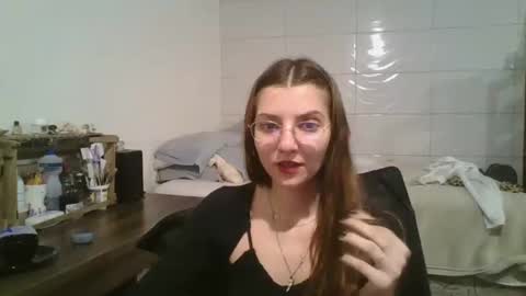 Snapshot of babydemon6 chatting on September 11, 10:22 pm babydemon6 online show from September 11, 10:22 pm