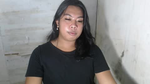 Freya online show from December 5, 8:28 pm