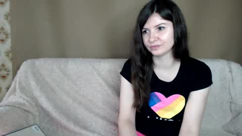 Snapshot of babykaten chatting on October 2, 4:44 am babykaten online show from October 2, 4:44 am