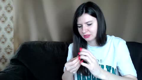 Snapshot of babykaten chatting on October 12, 5:44 am babykaten online show from October 12, 5:44 am