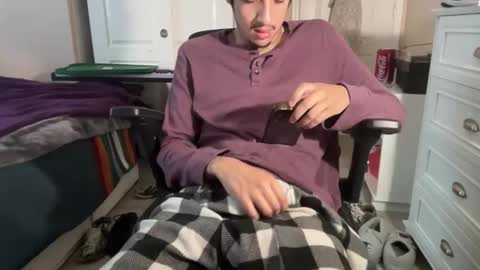 babykinks69 online show from March 19, 12:16 am