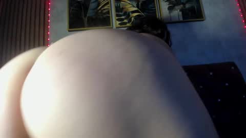 Baby lanck online show from December 15, 2:40 am