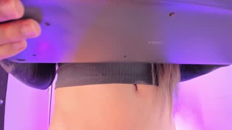 Snapshot of babymiaa__ chatting on October 20, 2:16 am online show from October 20, 2:16 am