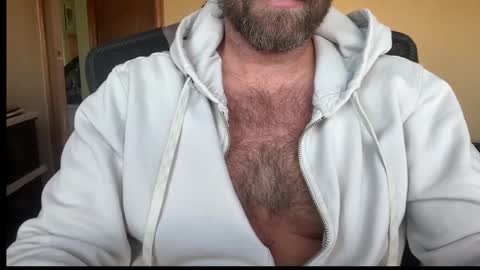 Snapshot of backroadboy chatting on December 1, 7:38 pm backroadboy online show from December 1, 7:38 pm