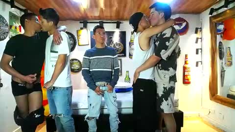 Snapshot of backyardigans chatting on February 22, 6:41 pm backyardigans online show from February 22, 6:41 pm