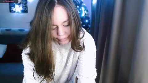 Snapshot of bad_girl009 chatting on December 3, 4:55 pm Lin online show from December 3, 4:55 pm