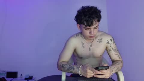 bad_vegitta online show from October 14, 5:54 am