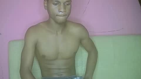 badaddo910342 online show from February 5, 12:20 pm