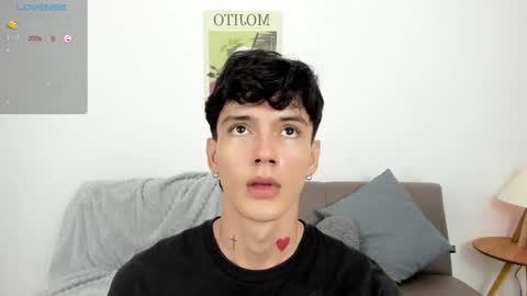 jhojan online show from October 30, 5:57 pm