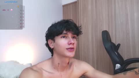 Snapshot of badboy_one chatting on September 27, 7:22 pm jhojan online show from September 27, 7:22 pm