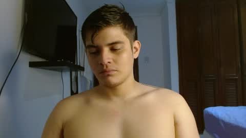 badbunny_69_ online show from April 9, 2:59 am