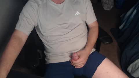 baddaddy77 online show from November 30, 1:45 am