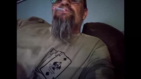 Snapshot of baddevil_dog chatting on October 21, 6:00 pm baddevil_dog online show from October 21, 6:00 pm