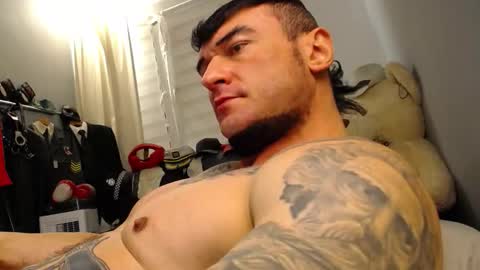 Snapshot of ballard_ chatting on October 17, 11:42 pm Bret Ballard online show from October 17, 11:42 pm