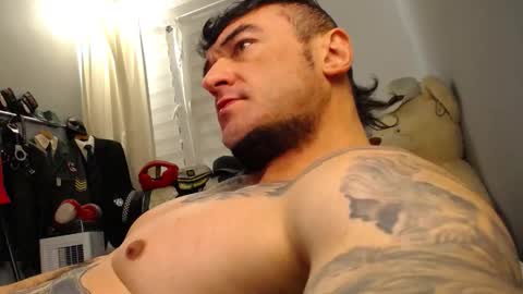 Snapshot of ballard_ chatting on October 19, 10:47 pm Bret Ballard online show from October 19, 10:47 pm