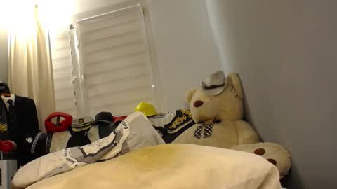 Snapshot of ballard_ chatting on September 30, 10:42 pm Bret Ballard online show from September 30, 10:42 pm
