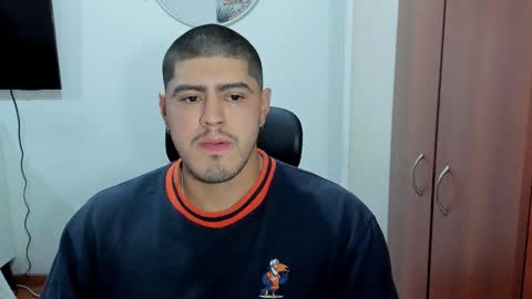 Snapshot of baltazardupont chatting on September 25, 11:28 am Andres - online show from September 25, 11:28 am