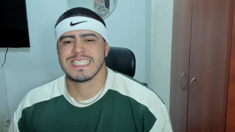 Snapshot of baltazardupont chatting on October 7, 1:56 am Andres - online show from October 7, 1:56 am