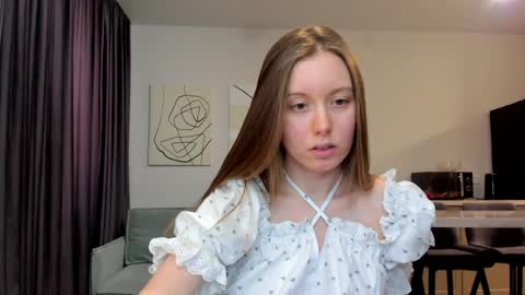 Kira online show from April 2, 9:49 am