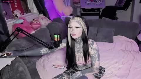 bambitatted online show from April 6, 12:19 am