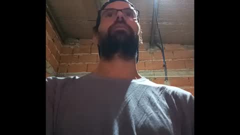 Ezequiel online show from November 25, 2:10 am