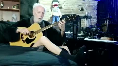 BANJOEY online show from April 13, 3:33 am