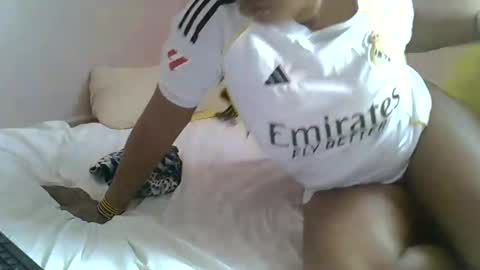 bantubaby online show from April 18, 11:01 am