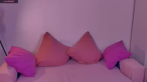 Barbie Kim online show from November 20, 7:33 pm