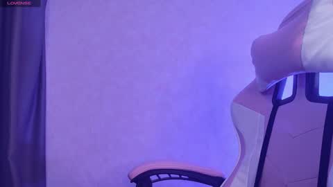 Snapshot of barbara_dennis chatting on March 5, 12:38 am barbara_dennis online show from March 5, 12:38 am