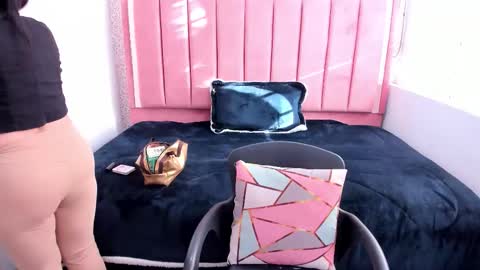 B A R B A R A online show from December 18, 12:22 pm