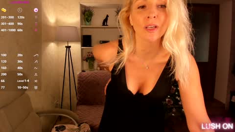 Snapshot of barbara_summers chatting on January 11, 4:57 pm Barbara online show from January 11, 4:57 pm