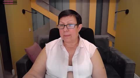Snapshot of barbaraturners chatting on January 30, 2:06 am barbaraturners online show from January 30, 2:06 am