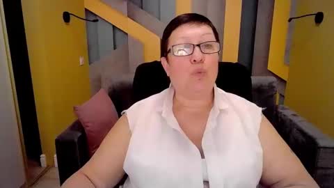 Snapshot of barbaraturners chatting on February 10, 12:30 am barbaraturners online show from February 10, 12:30 am