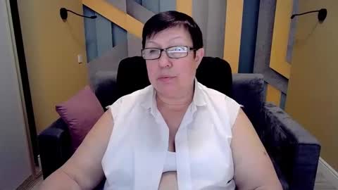 Snapshot of barbaraturners chatting on February 10, 10:09 pm barbaraturners online show from February 10, 10:09 pm