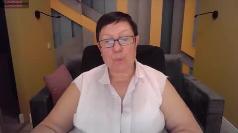 Snapshot of barbaraturners chatting on February 8, 5:29 am barbaraturners online show from February 8, 5:29 am