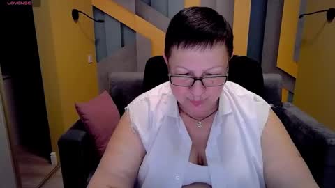 Snapshot of barbaraturners chatting on March 10, 7:18 pm barbaraturners online show from March 10, 7:18 pm
