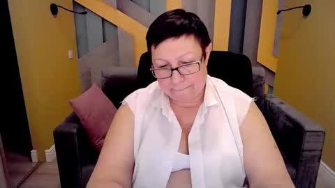 Snapshot of barbaraturners chatting on February 16, 9:27 pm barbaraturners online show from February 16, 9:27 pm