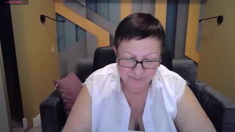 Snapshot of barbaraturners chatting on January 21, 4:21 am barbaraturners online show from January 21, 4:21 am