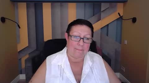 Snapshot of barbaraturners chatting on October 17, 7:07 pm barbaraturners online show from October 17, 7:07 pm