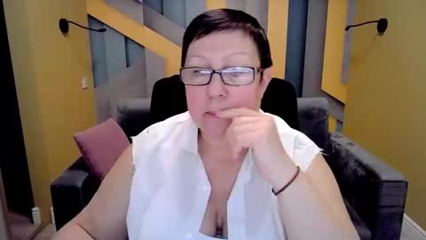 Snapshot of barbaraturners chatting on February 13, 4:22 am barbaraturners online show from February 13, 4:22 am
