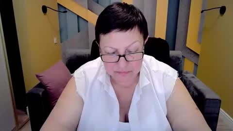 Snapshot of barbaraturners chatting on February 11, 4:44 am barbaraturners online show from February 11, 4:44 am
