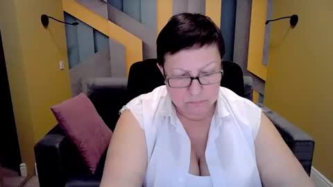 Snapshot of barbaraturners chatting on February 12, 10:15 pm barbaraturners online show from February 12, 10:15 pm
