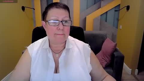 Snapshot of barbaraturners chatting on March 7, 6:43 pm barbaraturners online show from March 7, 6:43 pm