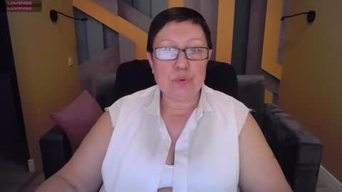 Snapshot of barbaraturners chatting on February 6, 12:00 am barbaraturners online show from February 6, 12:00 am