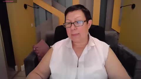 Snapshot of barbaraturners chatting on January 23, 4:41 am barbaraturners online show from January 23, 4:41 am