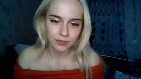 barbie___girl online show from November 12, 5:37 pm