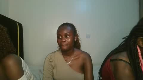 queen online show from October 19, 2:05 am